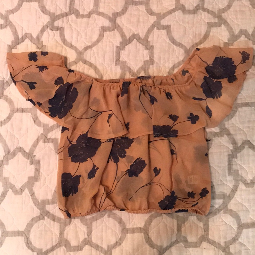 Floral Off the Shoulder Ruffle Top - Picture 5 of 6